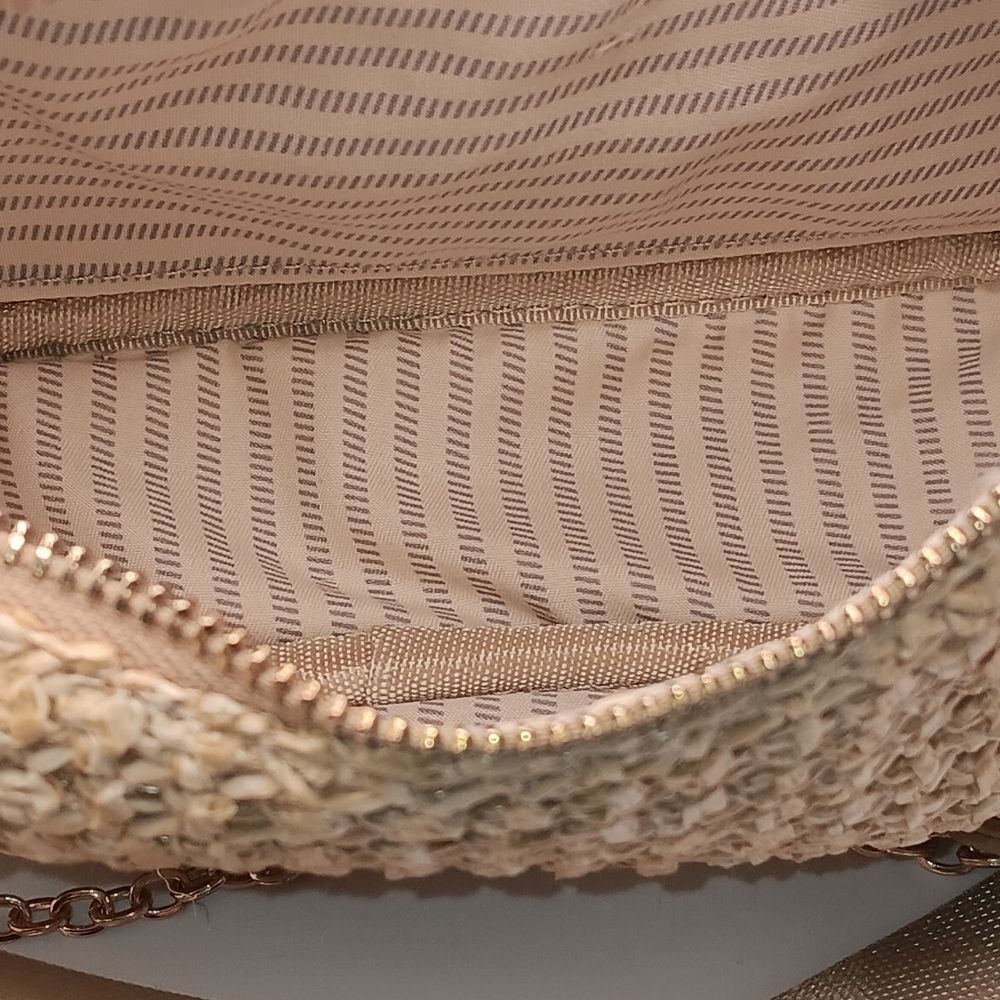 Urban Expressions Beige Woven Crossbody Bag Set - Picture 14 of 15